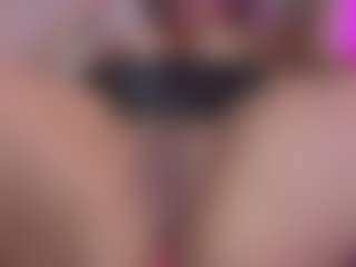 LiindaEvans's Live Sex Cam Show