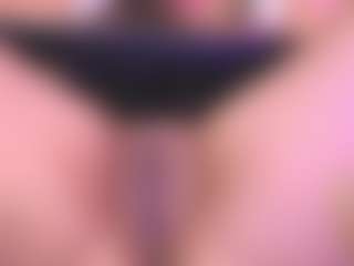 LiindaEvans's Live Sex Cam Show
