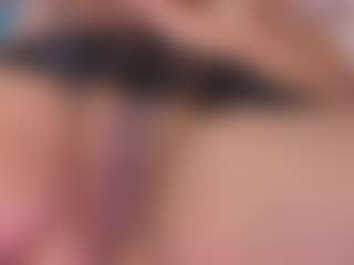 Live cam show with LiindaEvans - Erotic on Uber Horny