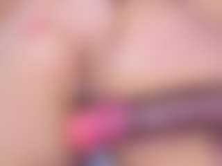 LiindaEvans's Live Sex Cam Show