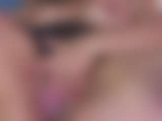 LiindaEvans's Live Sex Cam Show