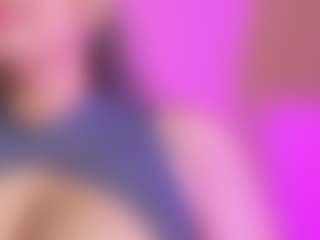 LiindaEvans's Live Sex Cam Show