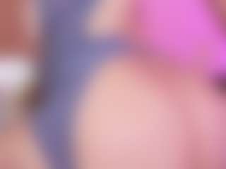 LiindaEvans's Live Sex Cam Show