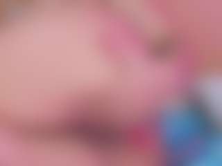 Live cam show with LiindaEvans - Cute on hornycams.live