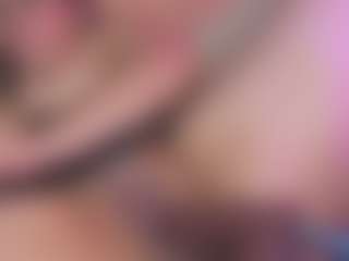 LiindaEvans's Live Sex Cam Show