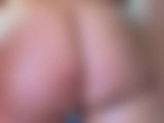 LiindaEvans's Live Sex Cam Show