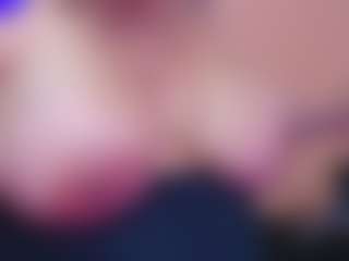 LiindaEvans's Live Sex Cam Show