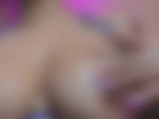 LiindaEvans's Live Sex Cam Show