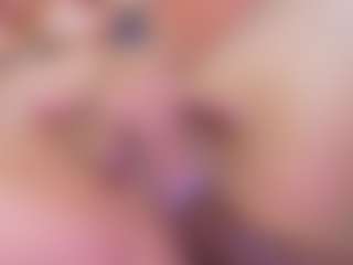 Live cam show with LiindaEvans - Squirt Big Tits on SinfulBabes