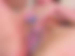 LiindaEvans's Live Sex Cam Show