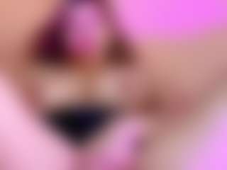 LiindaEvans's Live Sex Cam Show