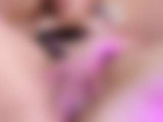 LiindaEvans's Live Sex Cam Show