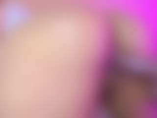 LiindaEvans's Live Sex Cam Show
