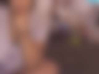 Live cam show with Real Goddess Dream - Middle Aged on Fit Hotties