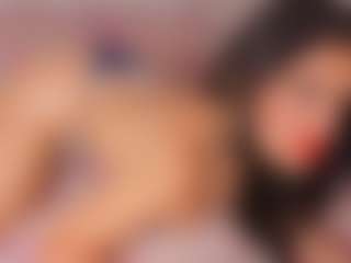 Live cam show with Makenziie - Deepthroat on Camsoda