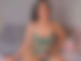 Live cam show with Makenziie - Anal Brown Hair on Camsoda
