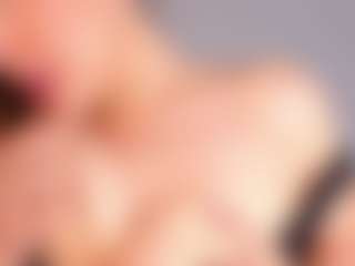 Live cam show with Makenziie - Gag on fapnchat