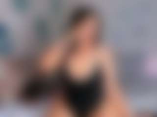 Live cam show with Makenziie - Strapon on TastyBlacksLive