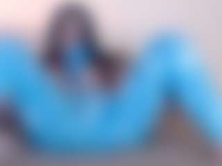 Live cam show with rosalielust - Teen (18+) on milfzrlive.com