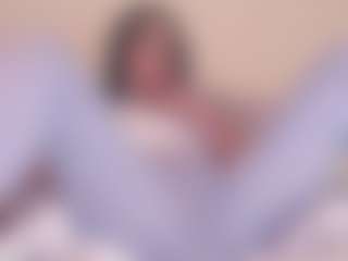 rosalielust's Live Sex Cam Show