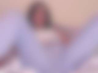 rosalielust's Live Sex Cam Show