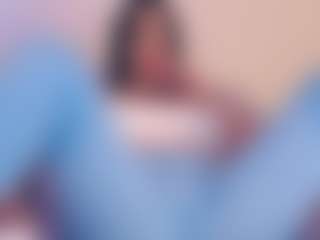rosalielust's Live Sex Cam Show