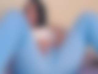 rosalielust's Live Sex Cam Show