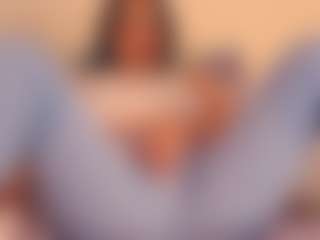 rosalielust's Live Sex Cam Show