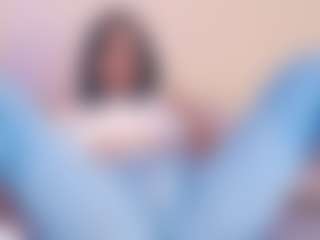 rosalielust's Live Sex Cam Show
