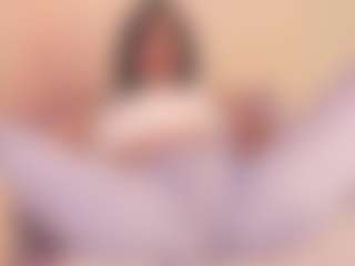 rosalielust's Live Sex Cam Show