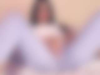 rosalielust's Live Sex Cam Show