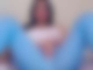rosalielust's Live Sex Cam Show
