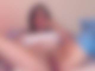 rosalielust's Live Sex Cam Show