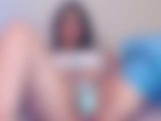 rosalielust's Live Sex Cam Show