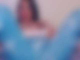 rosalielust's Live Sex Cam Show