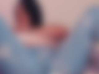 rosalielust's Live Sex Cam Show