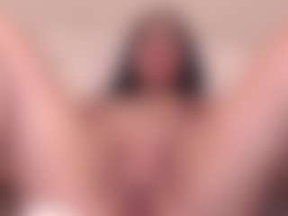 rosalielust's Live Sex Cam Show