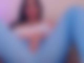 rosalielust's Live Sex Cam Show