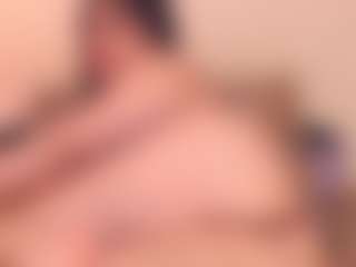 rosalielust's Live Sex Cam Show