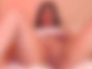rosalielust's Live Sex Cam Show