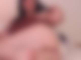 rosalielust's Live Sex Cam Show