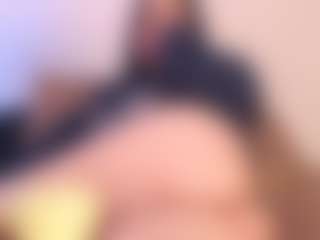 rosalielust's Live Sex Cam Show