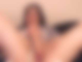 rosalielust's Live Sex Cam Show