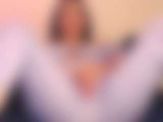rosalielust's Live Sex Cam Show