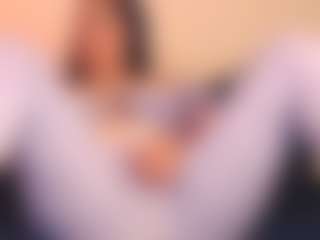 rosalielust's Live Sex Cam Show