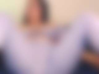 rosalielust's Live Sex Cam Show