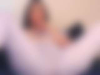 rosalielust's Live Sex Cam Show