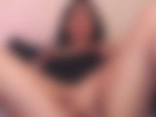 rosalielust's Live Sex Cam Show