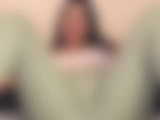 rosalielust's Live Sex Cam Show