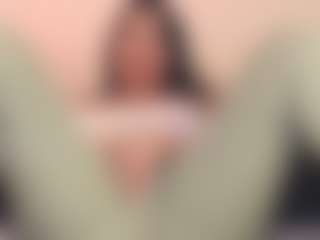rosalielust's Live Sex Cam Show